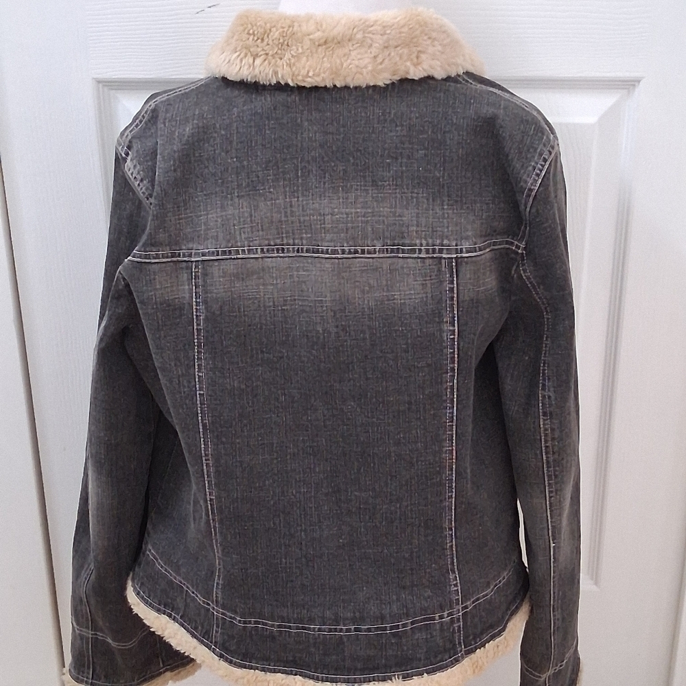 Ann Taylor Loft Denim Jacket With Faux Fur Trim    Size 14 - Picture 12 of 15